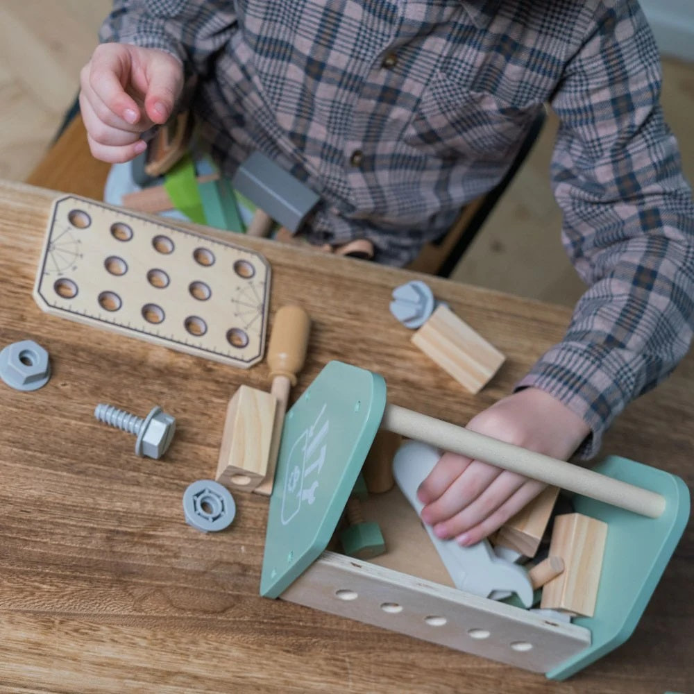 Playful Wood - Tool Box - 26 Pcs