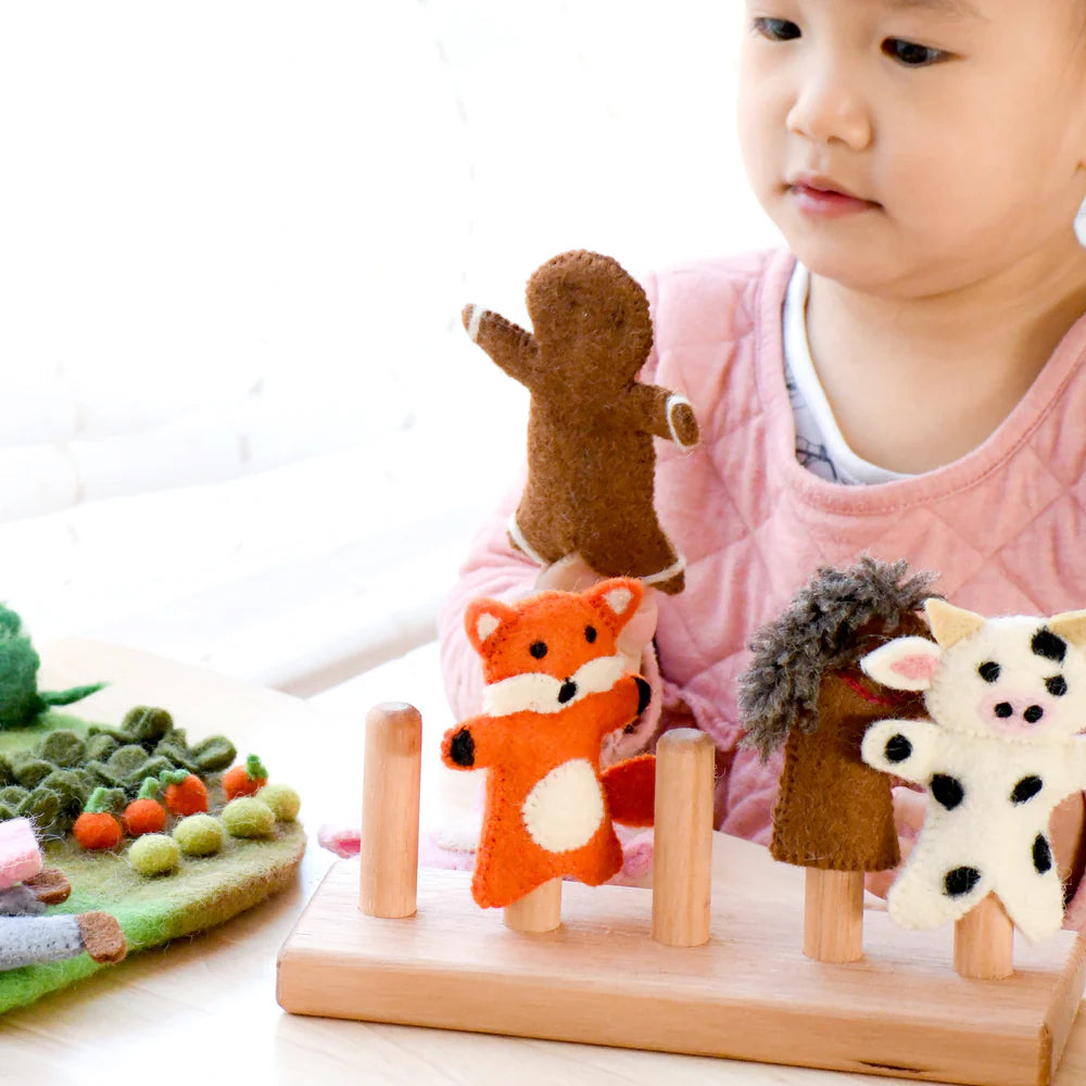 Finger Puppet Set –  Gingerbread Man Story