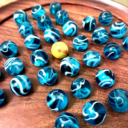 Großer Solitär aus Holz